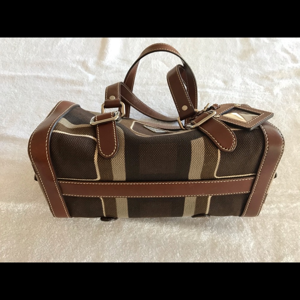 Authentic Prada bag - perfect condition. - Picture 6 of 10